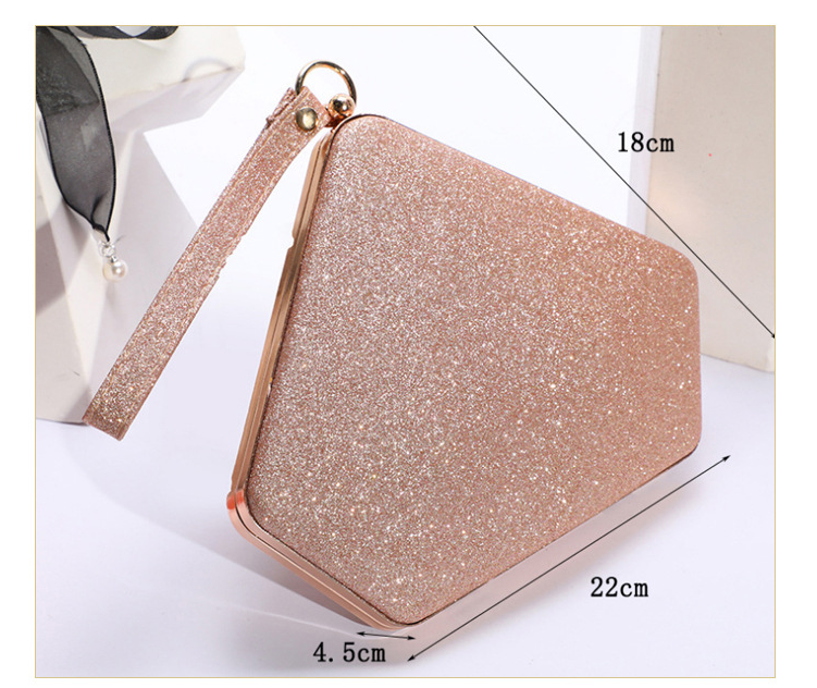 Fashionable women's shoulder bag with reflective shiny bill of lading